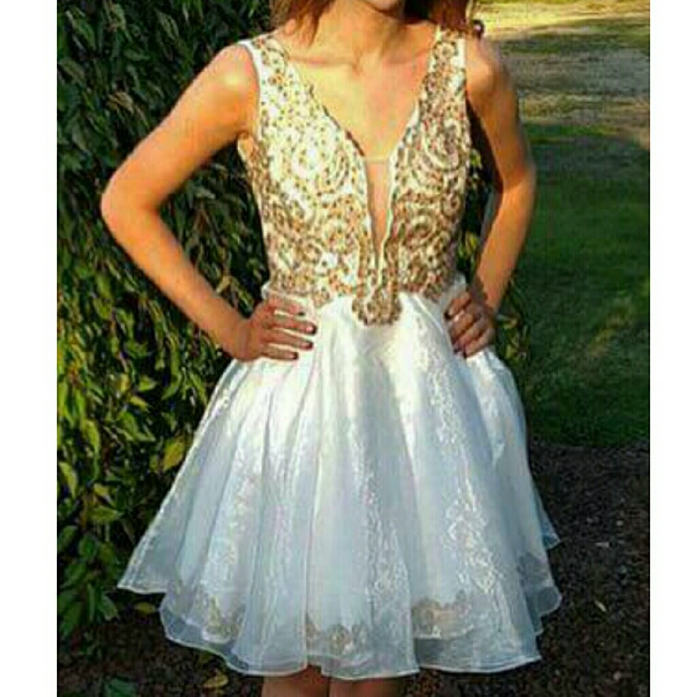 HOLIDAY PARTY Dress Women's Size 2 White/Gold Short